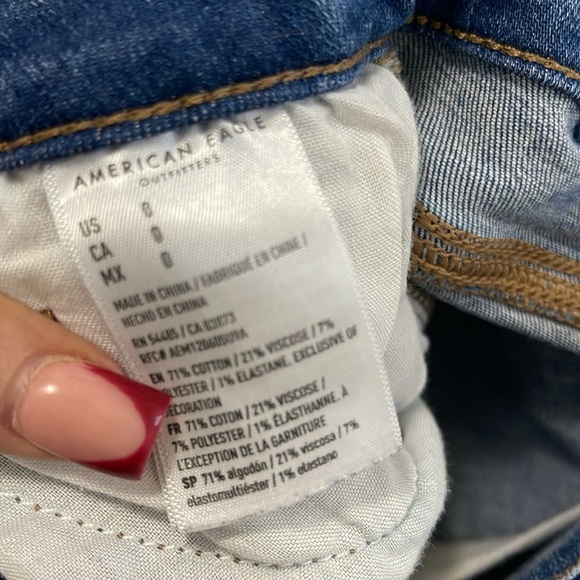 Brand new size 0 jean shorts from American Eagle - Picture 3 of 3